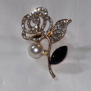 Sparkling Gold w/ Rhinestones Rose Brooch with Pearl Accent & Black Leaf